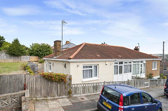 2 Bedroom Semi-Detached Bungalow For Sale In Bay Vue Road, Newhaven, BN9
