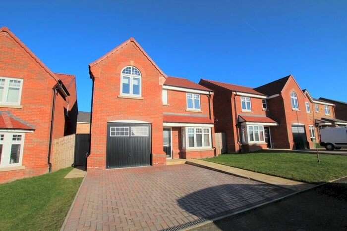 4 Bedroom Detached House To Rent In Bedford Farm Court, Crofton, Wakefield, WF4