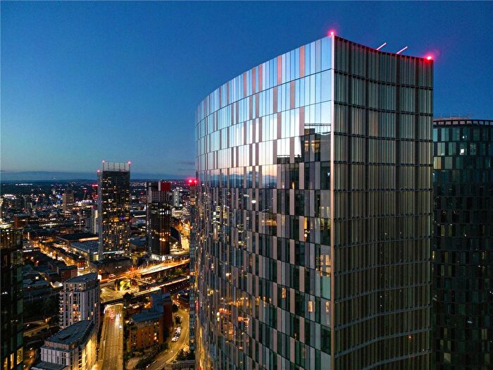 3 Bedroom Flat For Sale In The Haworth, The Blade, Silvercroft Street, Manchester, M15