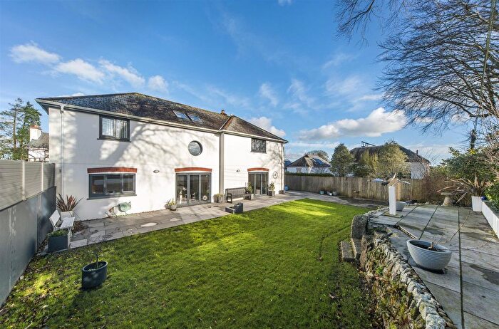 5 Bedroom Detached House For Sale In Farley Close, Truro, TR1