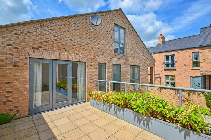 1 Bedroom Apartment To Rent In Warkworth Street, Cambridge, CB1