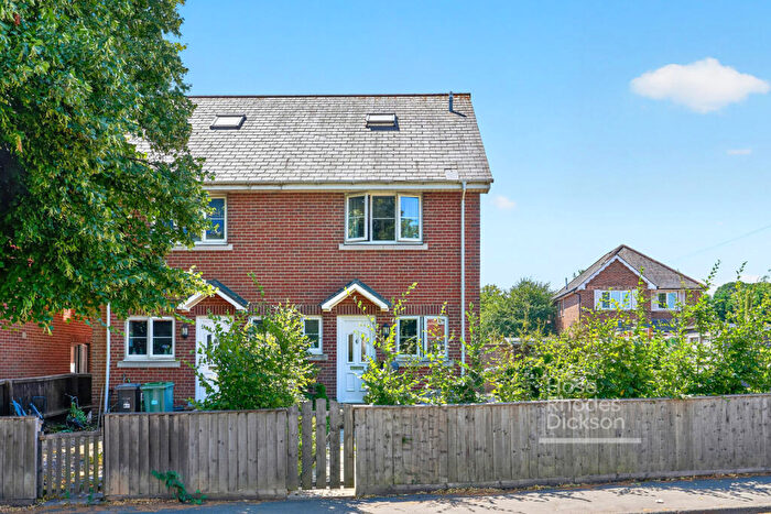 3 Bedroom Semi-Detached House For Sale In Kentstone Court, Binstead Road, Ryde, PO33