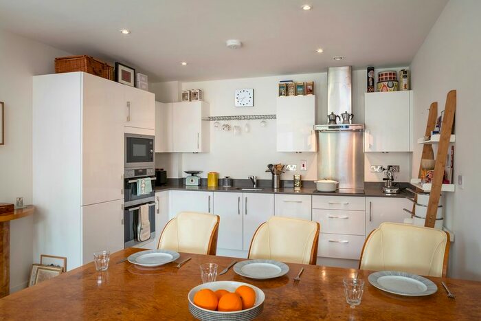 2 Bedroom Flat To Rent In Opus House, Charrington Place, St Albans, AL1