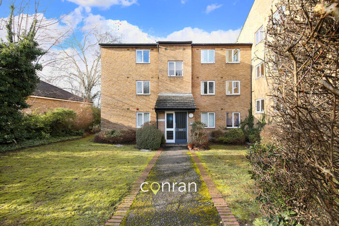 2 Bedroom Apartment To Rent In Walerand Road, Lewisham, SE13