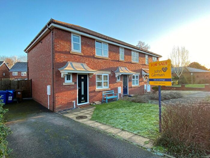 3 Bedroom End Of Terrace House For Sale In Mallens Croft, Bramshall, Uttoxeter, ST14