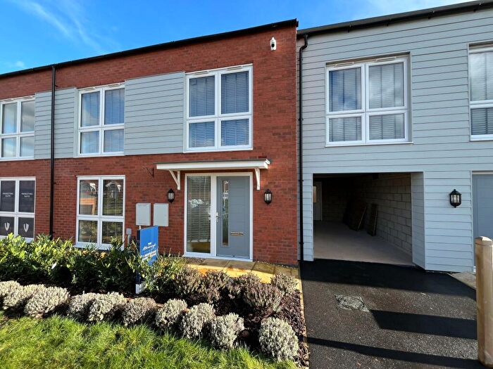 2 Bedroom Town House To Rent In Fairfields, Branston, Burton-On-Trent, DE14