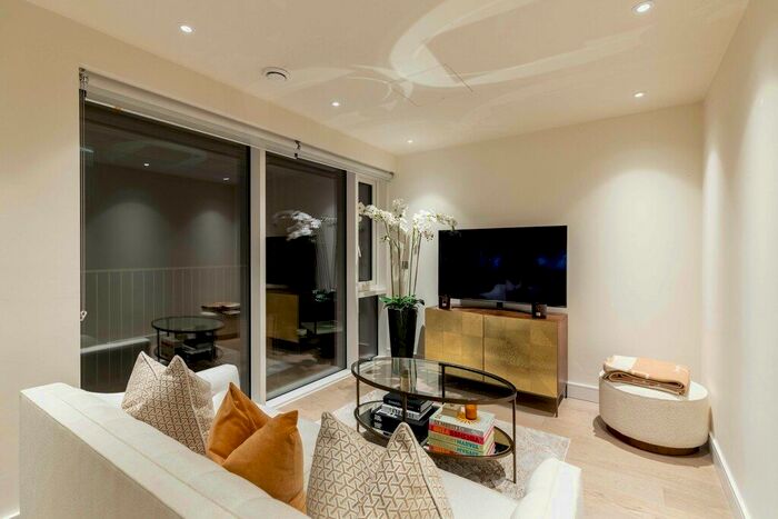 2 Bedroom Flat To Rent In Dockside House, Chelsea Creek, SW6