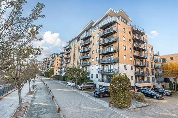 2 Bedroom Flat To Rent In Glaisher Street, Stretton Mansions Glaisher Street, SE8