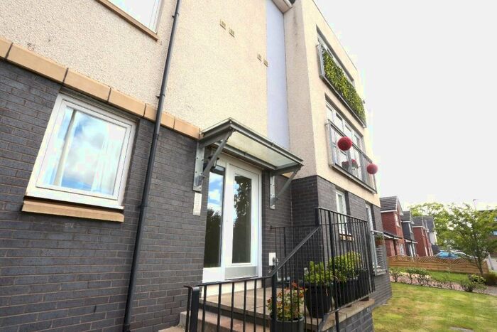 2 Bedroom Flat To Rent In Ashwood Gait, East Craigs, Edinburgh, EH12