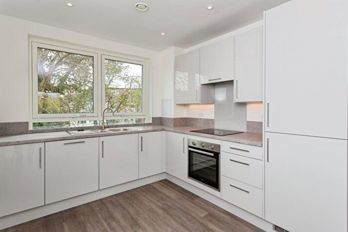 1 Bedroom Apartment For Sale In Milton Road, Harrow, HA1