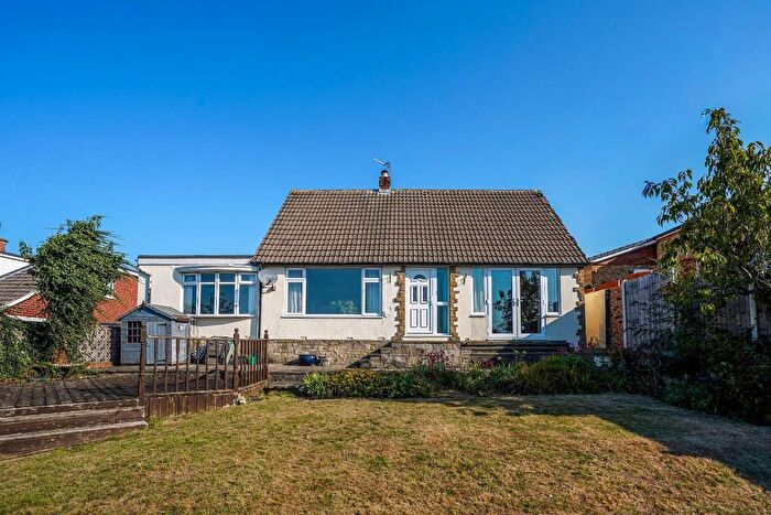 4 Bedroom Detached Bungalow For Sale In Westway, Garforth, Leeds, LS25