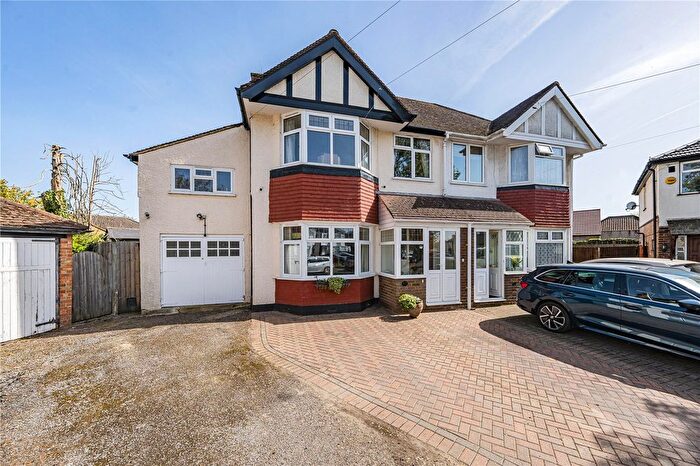 4 Bedroom Semi Detached House For Sale In Drayton Gardens, West Drayton, UB7