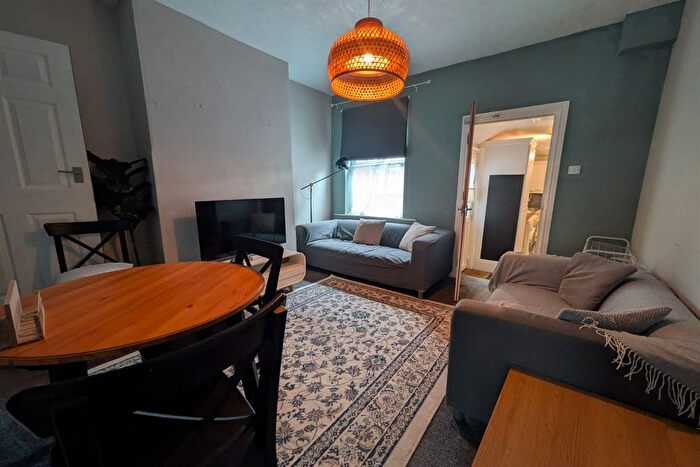 3 Bedroom Terraced House To Rent In Dagmar Grove, Beeston, NG9