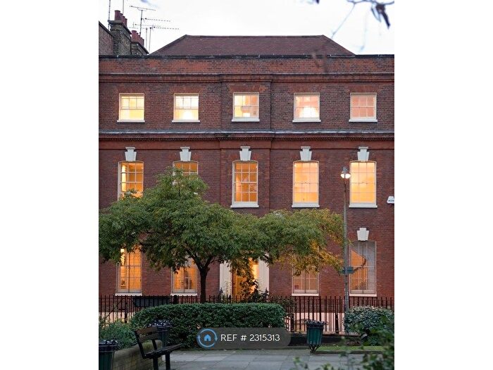 2 Bedroom Flat To Rent In Charles Square, London, N1