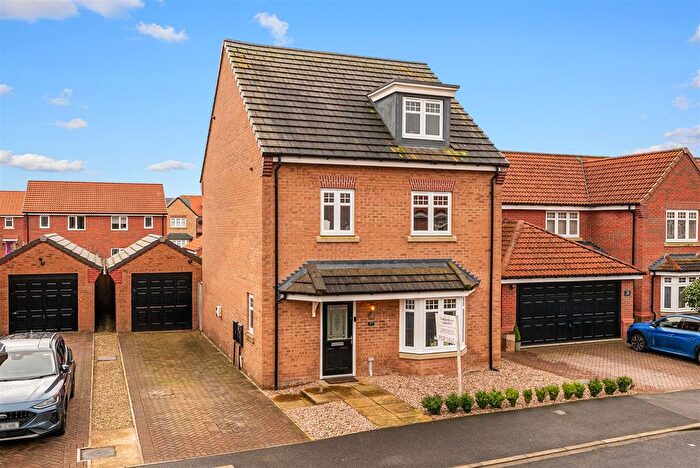 4 Bedroom Detached House For Sale In Hockley Crescent, Langthorpe, Boroughbridge, York, YO51