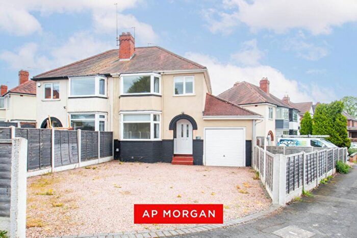 3 Bedroom Semi Detached House To Rent In Bruce Road, Greenhill, Kidderminster, Worcestershire, DY10