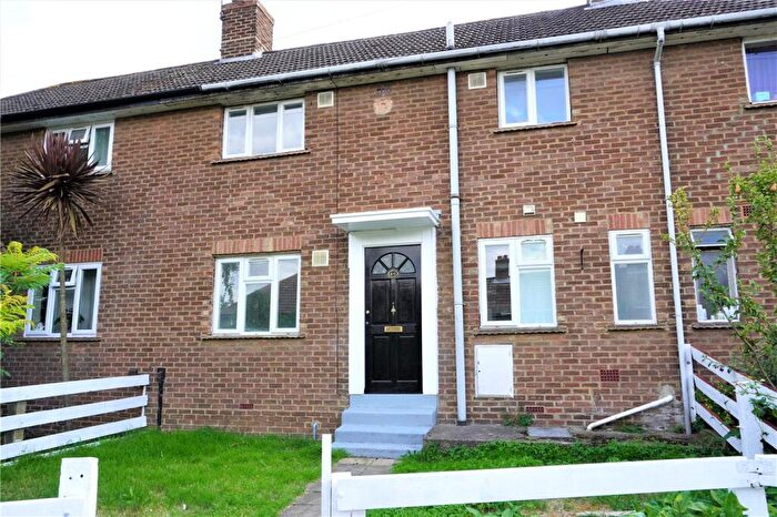 1 Bedroom Property To Rent In Addison Gardens, Surbiton, KT5