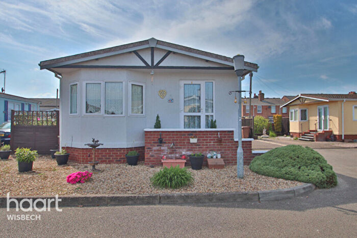 2 Bedroom Park Home For Sale In Osborne Road, Wisbech, PE13