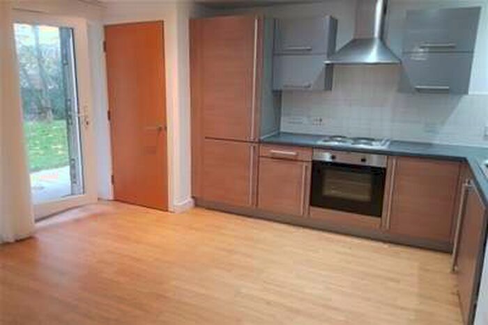 2 Bedroom Flat To Rent In Willow Rise, Kirkby, L33