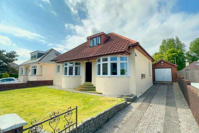 2 Bedroom Detached Bungalow For Sale In Maxwell Street, High Dalmuir, G81