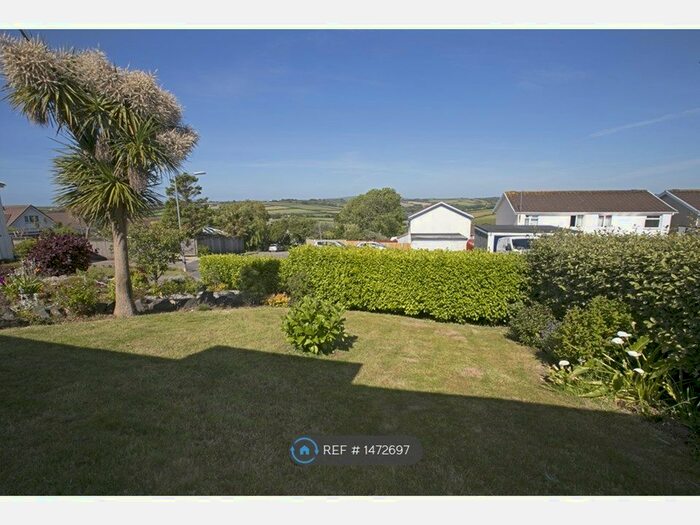 3 Bedroom Bungalow To Rent In Carey Park, Helston, TR13