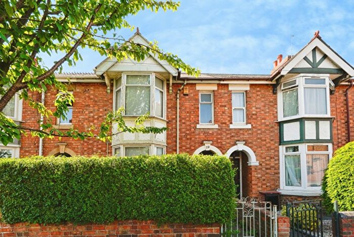 3 Bedroom Terraced House For Sale In Northwick Road, Evesham, Worcestershire, WR11