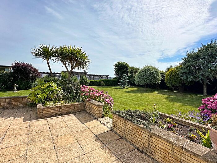 4 Bedroom Detached House For Sale In The Drive, Craigweil Private Estate, Aldwick, West Sussex, PO21
