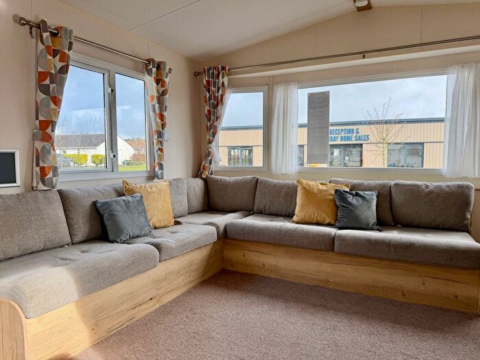 2 Bedroom Park Home For Sale In Brentspool, Kilkhampton, Bude, EX23