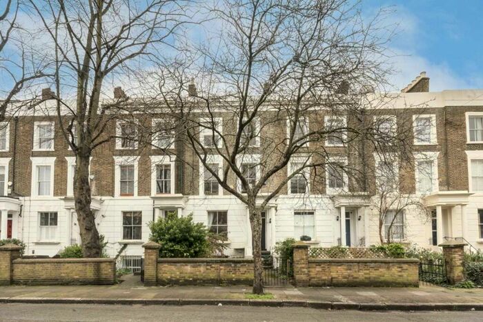 2 Bedroom Flat To Rent In Morton Road, Morton Road, N1