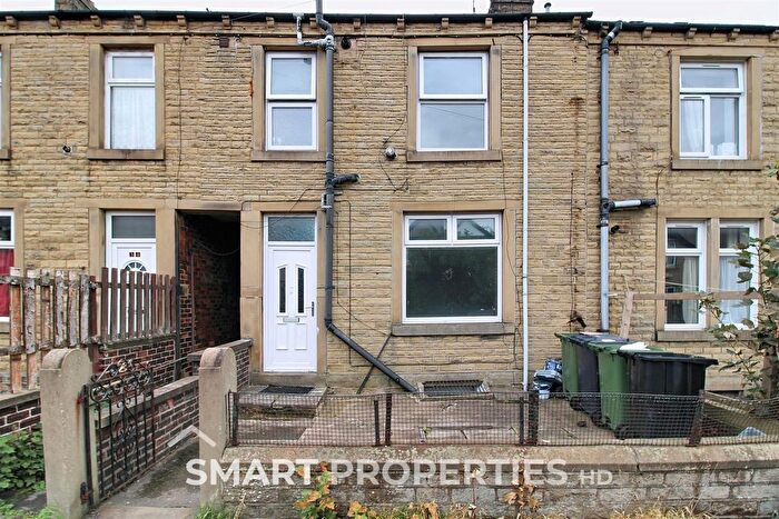 3 Bedroom Terraced House To Rent In Sufton Street, Huddersfield, HD2