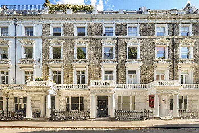 Studio To Rent In Linden Gardens, Notting Hill / Bayswater, W2