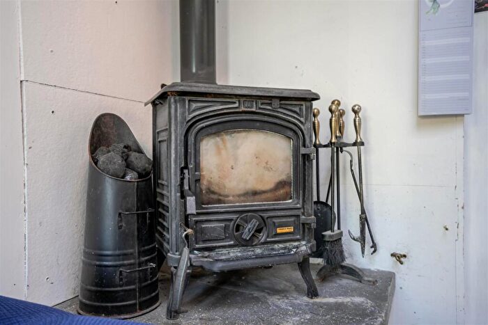 2 Bedroom Semi-Detached House For Sale In Exchange Road, Sunninghill, SL5