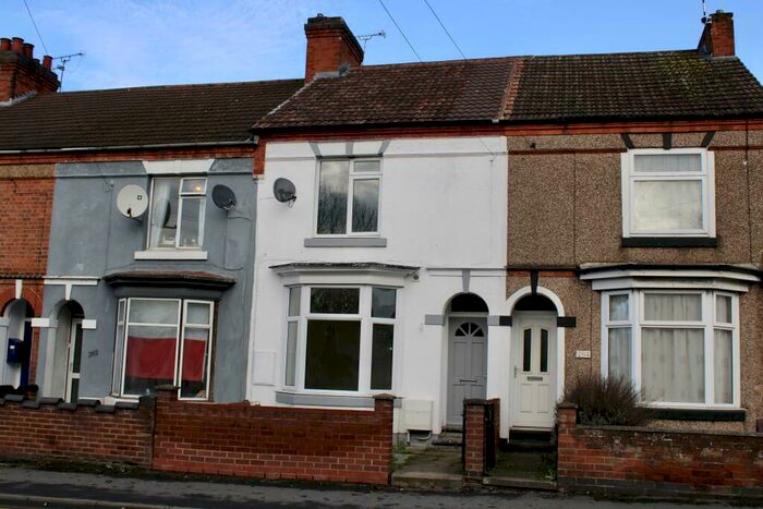 3 Bedroom House To Rent In Lawford Road, Rugby, CV21