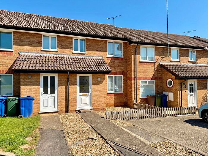 3 Bedroom Terraced House For Sale In Frensham Close, Banbury, OX16