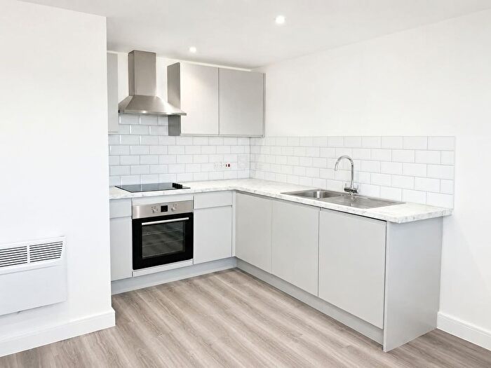 1 Bedroom Flat To Rent In College Place, Southampton, SO15