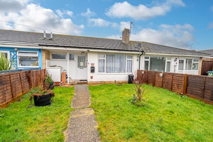 1 Bedroom Bungalow For Sale In Braemar Way, North Bersted, Bognor Regis, PO21