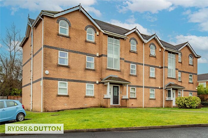 1 Bedroom Flat For Sale In Hilltop Drive, Royton, Oldham, Greater Manchester, OL2