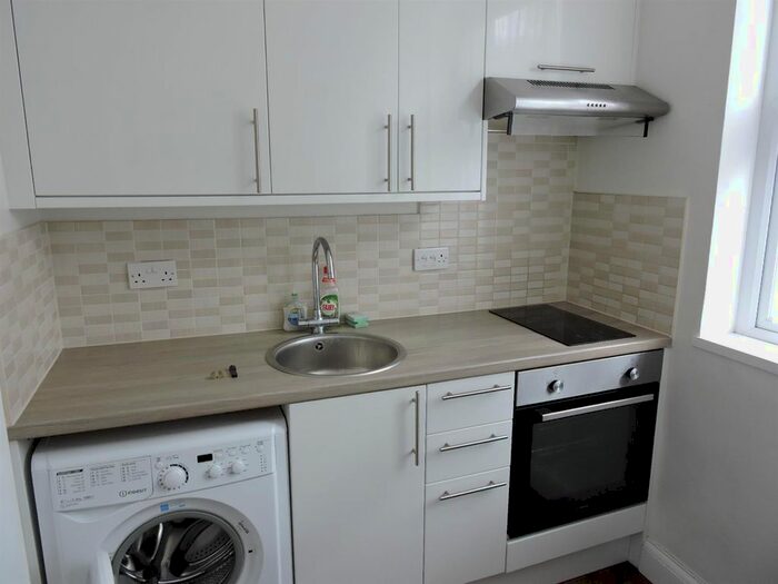 Studio To Rent In Rock Street, London, N4