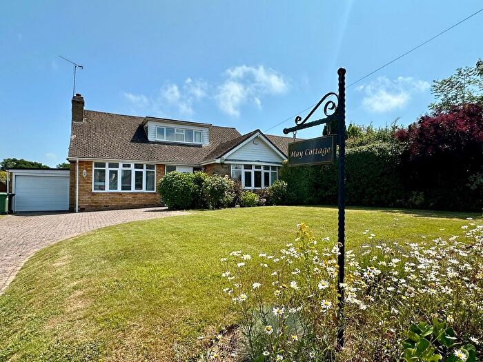 3 Bedroom Bungalow For Sale In Ellerslie Lane, Bexhill-On-Sea, TN39