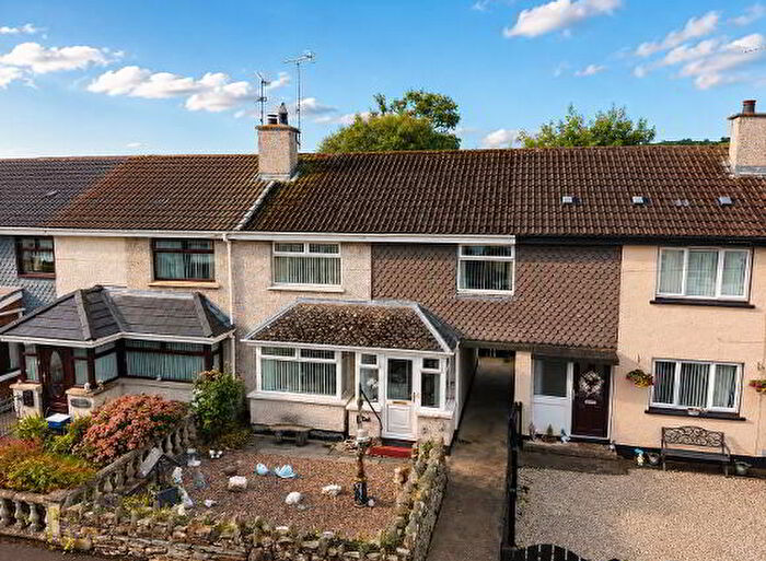 3 Bedroom Mid Terraced House For Sale In St Canices Park, L’derry, BT47