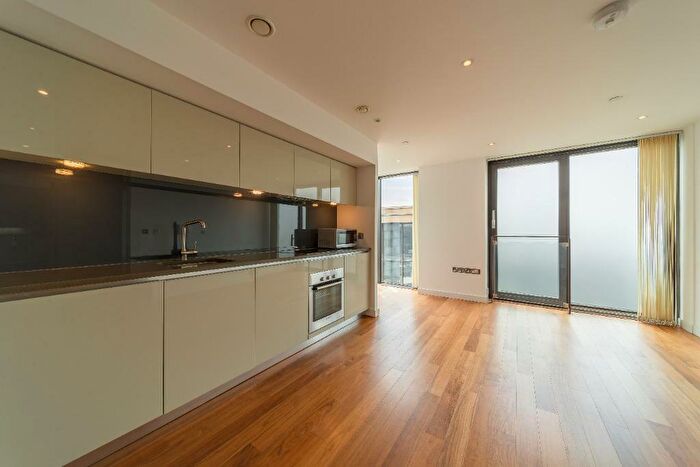 1 Bedroom Flat To Rent In St Pauls Square, City Centre, Sheffield, S1