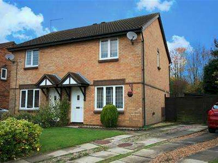 3 Bedroom Semi-Detached House To Rent In Yeoman Meadow, East Hunsbury, Northampton, NN4