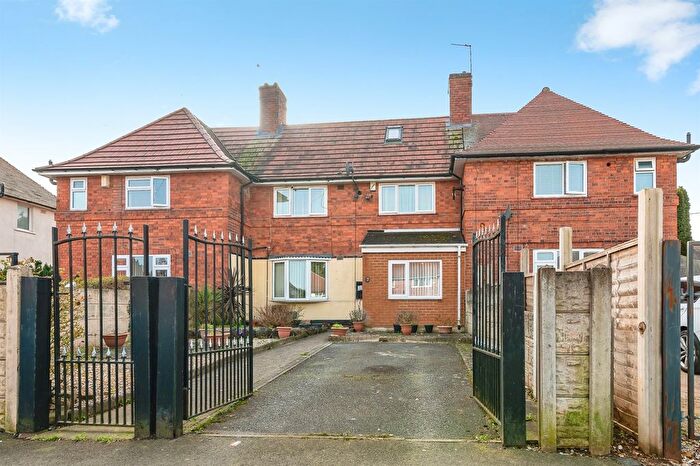 3 Bedroom Terraced House For Sale In Rosslyn Drive, Nottingham, NG8