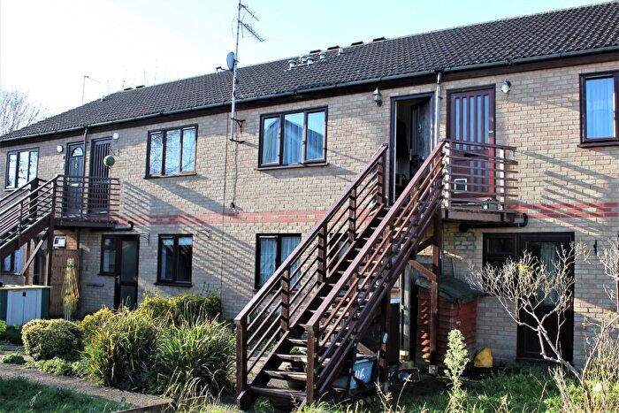 1 Bedroom Maisonette To Rent In Peverel Road, Cambridge, CB5