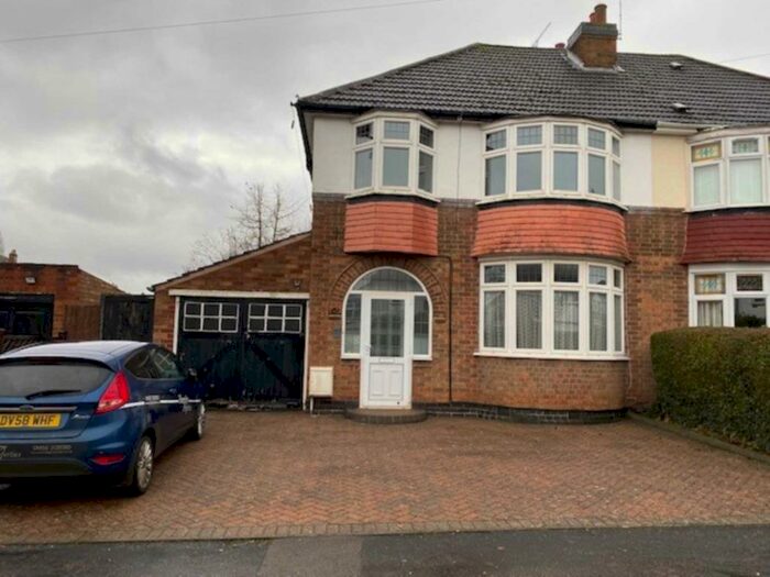 3 Bedroom Semi-Detached House To Rent In Howard Road, Glen Parva, LE2
