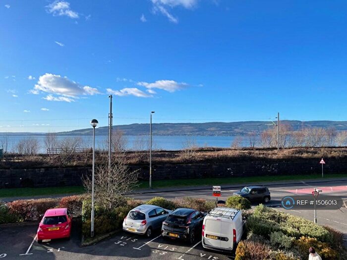 2 Bedroom Flat To Rent In Toward, Wemyss Bay, PA18