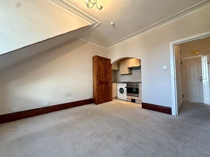 1 Bedroom Flat To Rent In Hardgate, Aberdeen, AB11