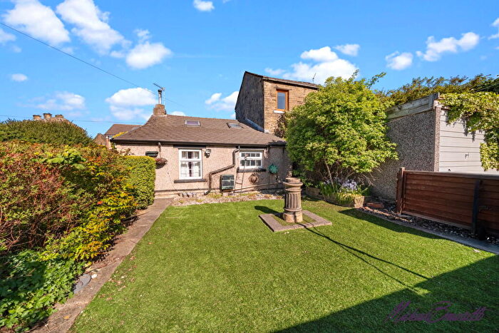 2 Bedroom Terraced House For Sale In Folly Hall Avenue, Bradford, BD6