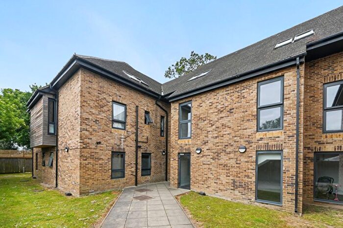 2 Bedroom Flat For Sale In Broadfields, North Harrow, HA2