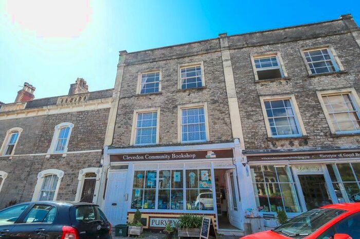 2 Bedroom Flat To Rent In Copse Road, Clevedon, BS21